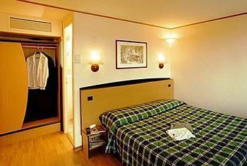 Hotel Dc Hotel&restaurant Brussels South 3*